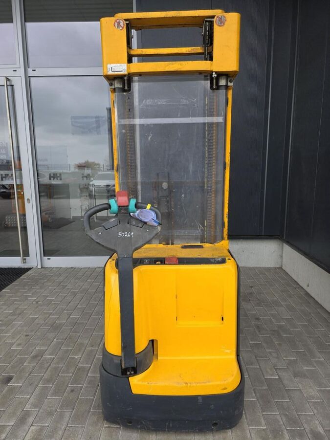 Jungheinrich EJC220 3
