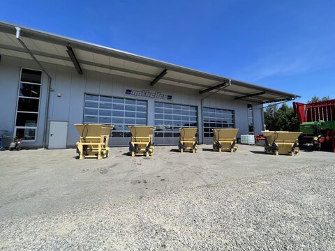 Kolaszewski Einstreugeräte in verschiedenen Größen *Große Au 3