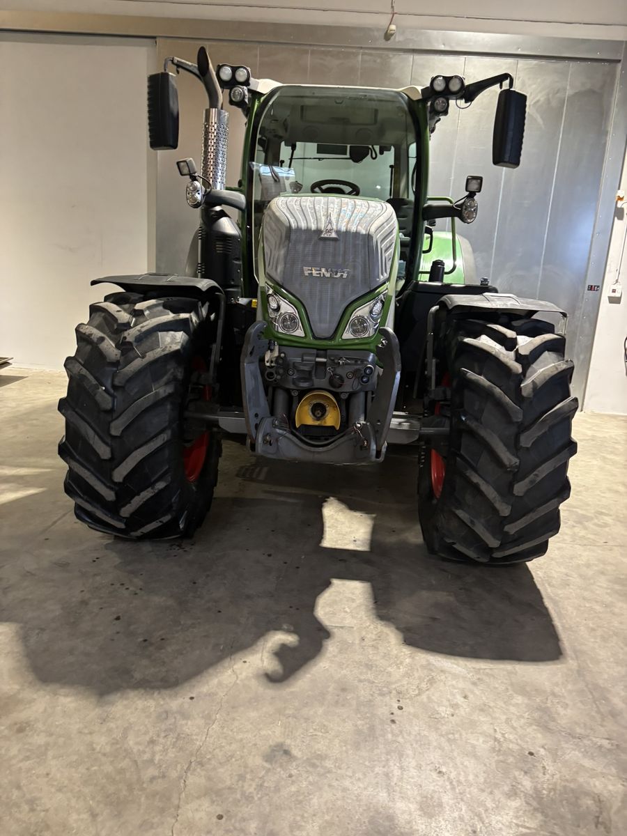 Fendt 718 Vario 2