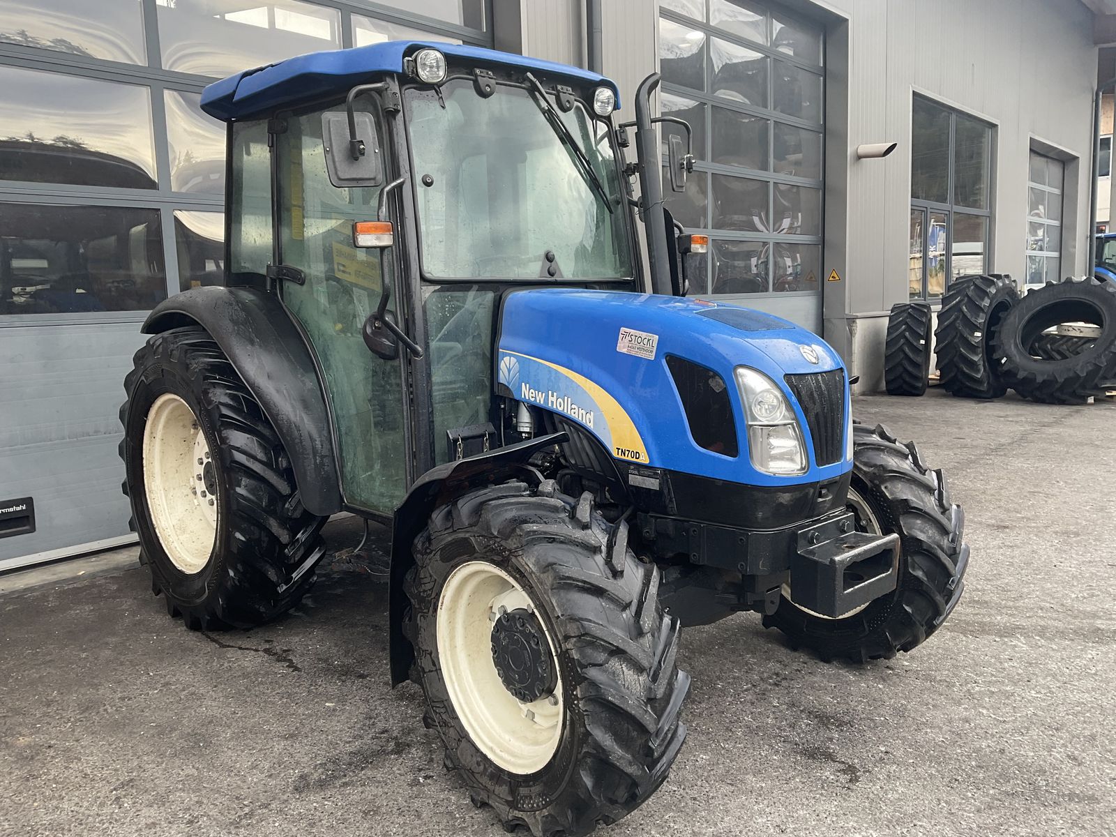 New Holland TN-D 70 A DeLuxe 1