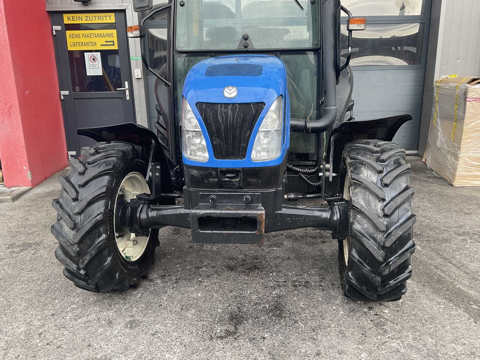 New Holland TN-D 70 A DeLuxe 2