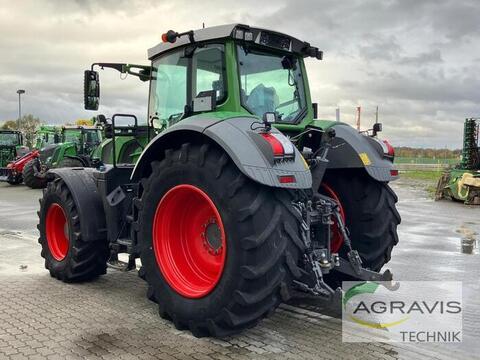 Fendt 828 VARIO S4 3