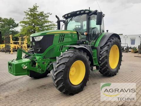 John Deere 6215 R