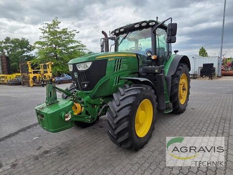 John Deere 6215 R