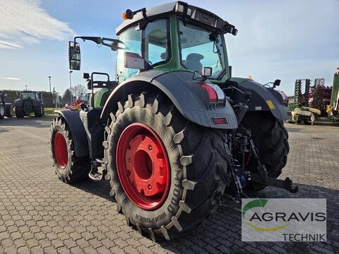 Fendt 828 VARIO S4 3