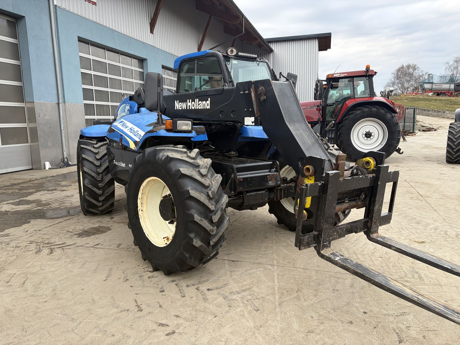 New Holland LM 415 A 2
