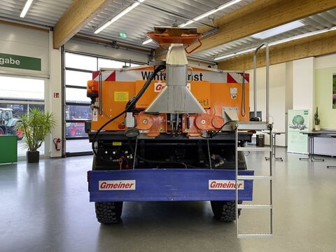 Mercedes UNIMOG U300 3