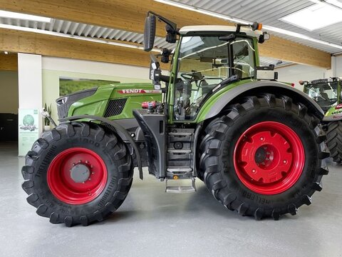 Fendt 728 VARIO GEN7 PROFI PLUS 2