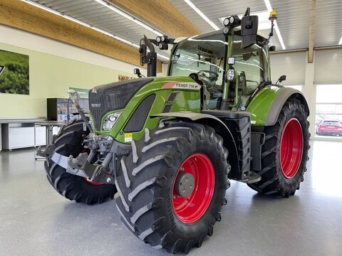 Fendt 718 VARIO S4 PROFI PLUS