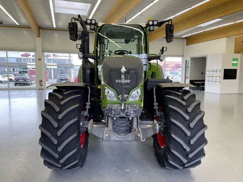 Fendt 718 VARIO S4 PROFI PLUS 3