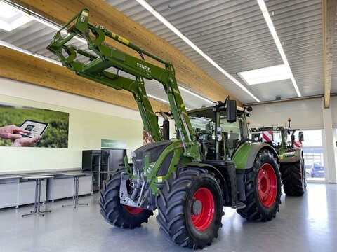 Fendt 724 VARIO S4 PROFI PLUS