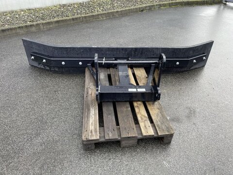 FUTTERSCHIEBER 260 CM STAND 2