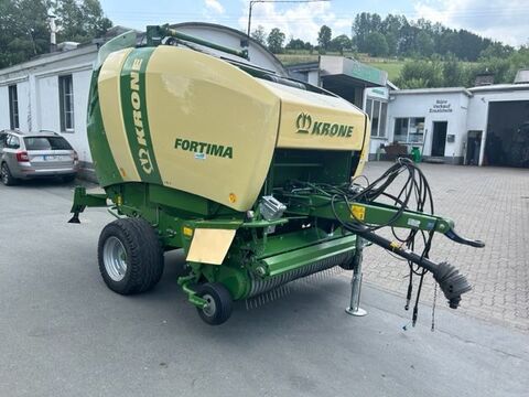 <strong>Krone Fortima V1800</strong><br />