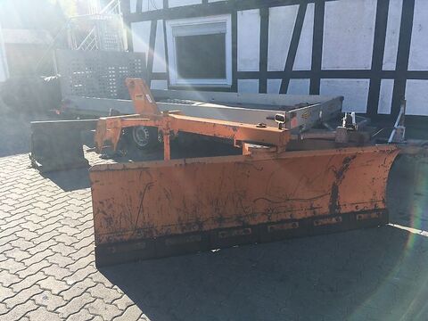 V/R Schneeschild 3
