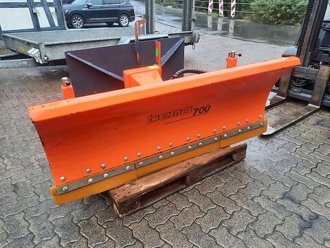 Sonstige Typ: 1800