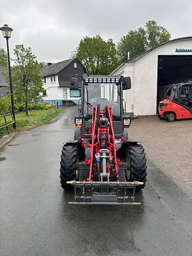 Weidemann 2070CX LP 2