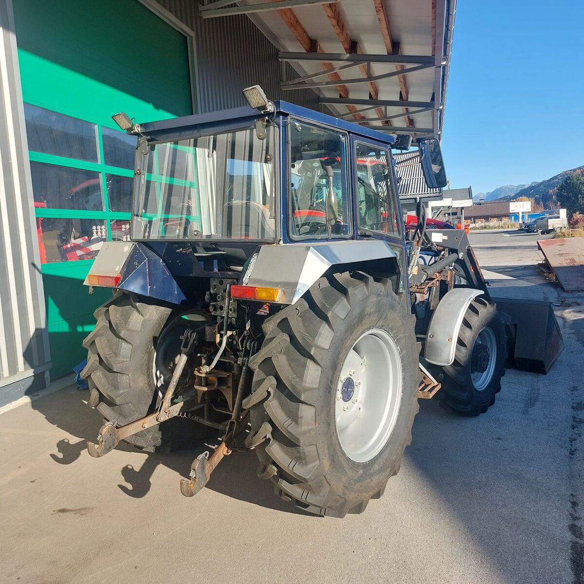 Massey Ferguson 263A 2