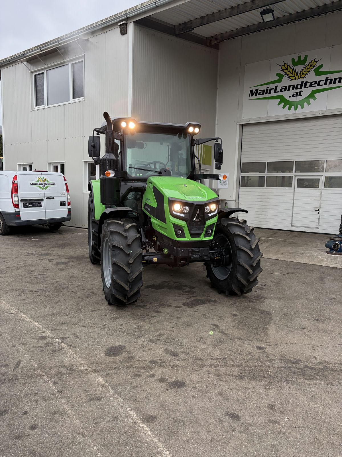 Deutz Fahr 5075D (Stage V) 2