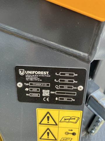 Uniforest Titanium 27 CD