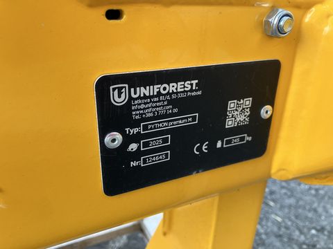 Uniforest Python M