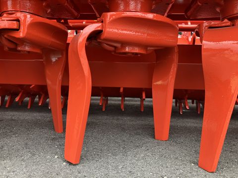 Kuhn Sitera 330-24 E
