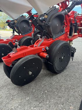 Kuhn Kuhn Kosma M
