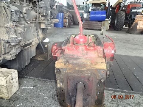 Case IH D 324- Getriebe mit Differential 3