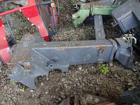 Teile von Fendt GT- 390 - Vorderachsholm- Drehge 2