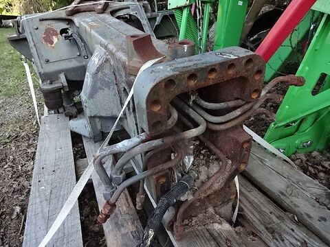 Fendt Xylon - 524- Vorderachsbock- Vorderachsrah 2