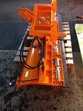 Varioschneepflug 1,8 Meter- Hydraulisch 3