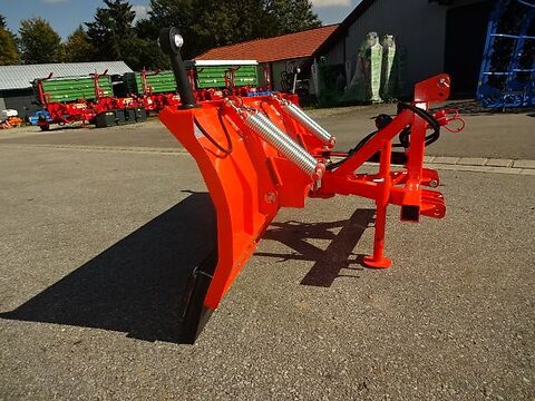Schneepflug 1,85 Meter - - Hydraulisch- Anbau an 3
