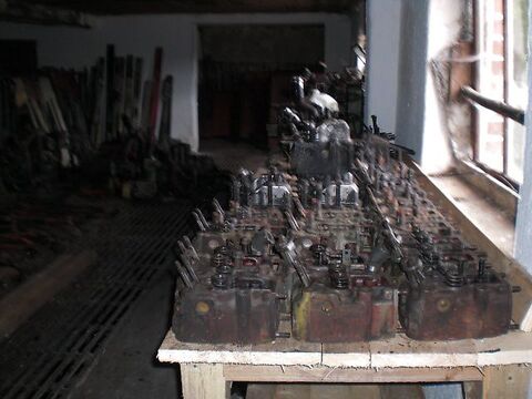 Schlepperteile- Einzelteile - 3