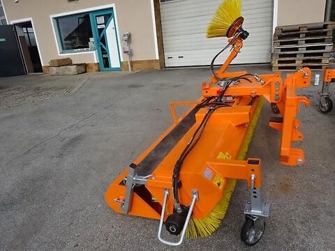 Kehrmaschine Hydraulisch - 2,3 Meter  - oder 2,5 2
