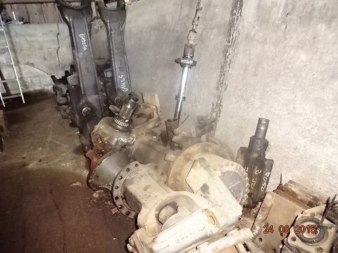 Allradachsen Gebrauchtteile APL 345 2