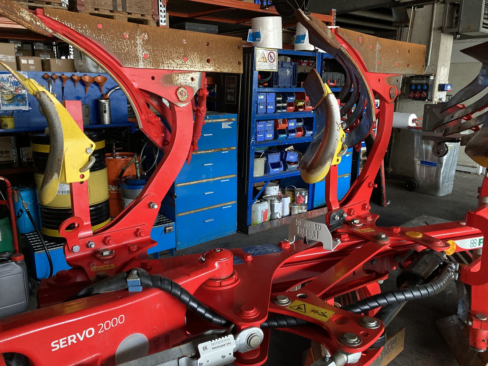 Pöttinger SERVO 2000 P 3- schar 2