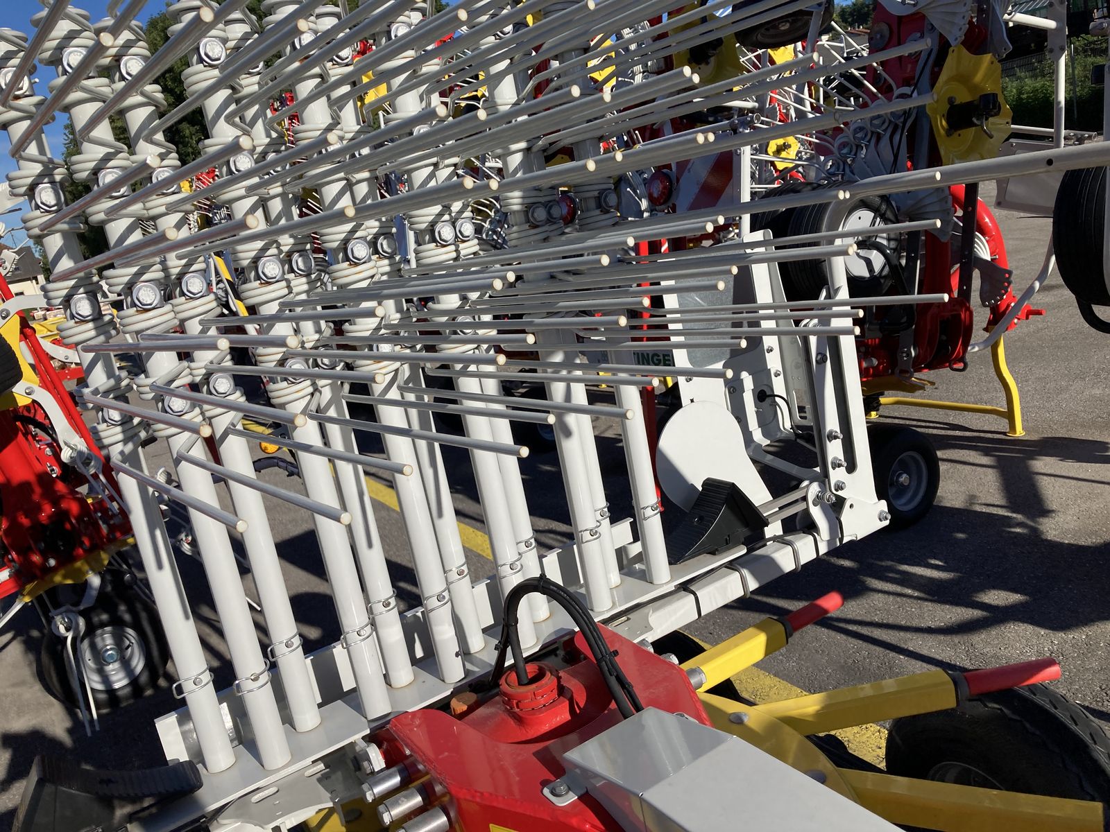 Pöttinger TOP 422 A 2