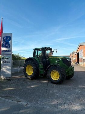 John Deere 6175M