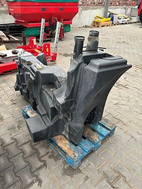 Rapsöltank und Dieseltank 700er Fendt 3