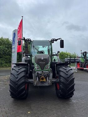 Fendt 724 Vario ProfiPlus SCR 3