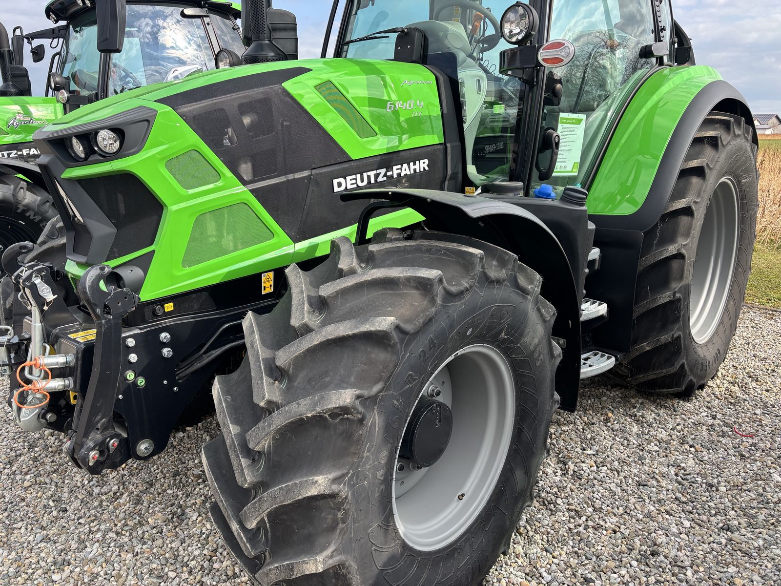 Deutz Fahr 6140.4 (Stage V) 3