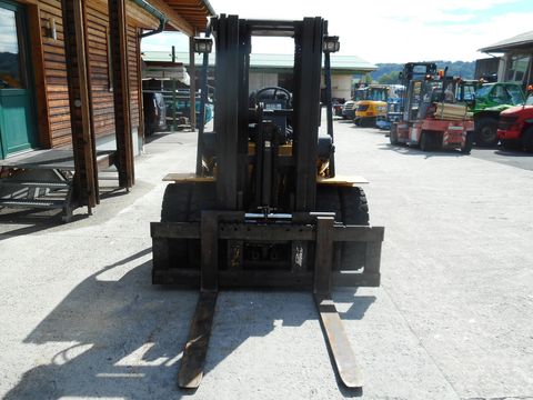 5228-0e95d587e7d61a4f162228d4183c2c34-5719916