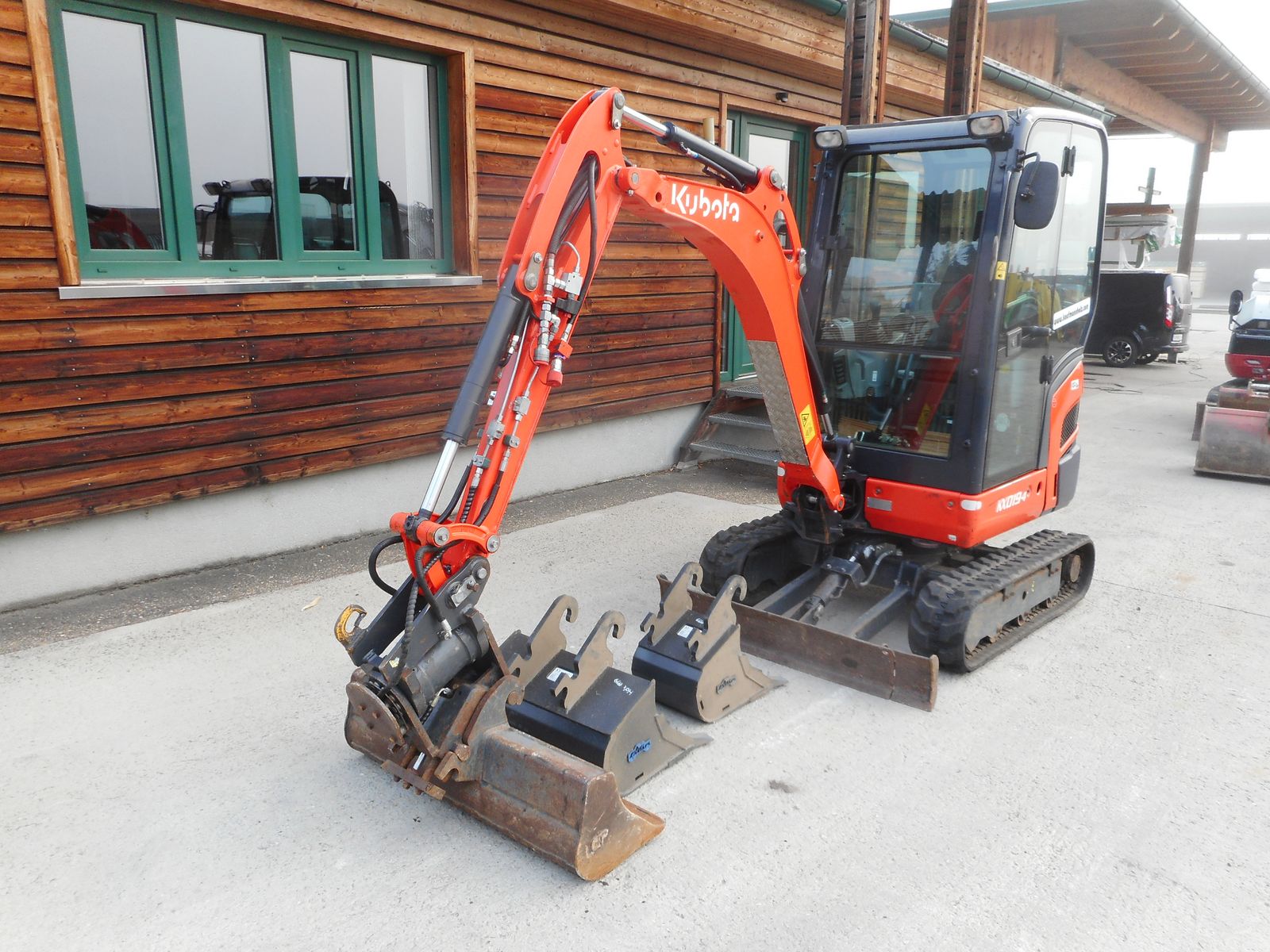Kubota KX019-4 ( 1.855kg ) POWERTILT + hydr. SW  2