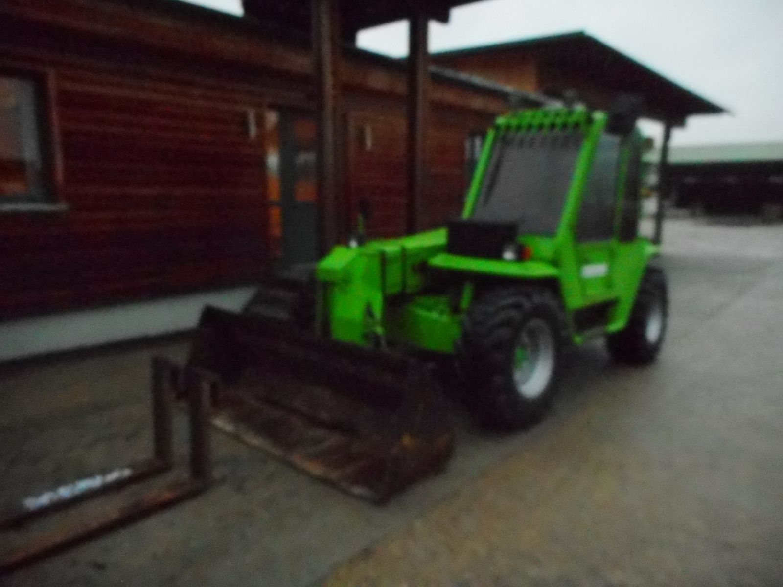 Merlo P25 9EVS ( 2,5 Tonnen - 9 Meter )  2