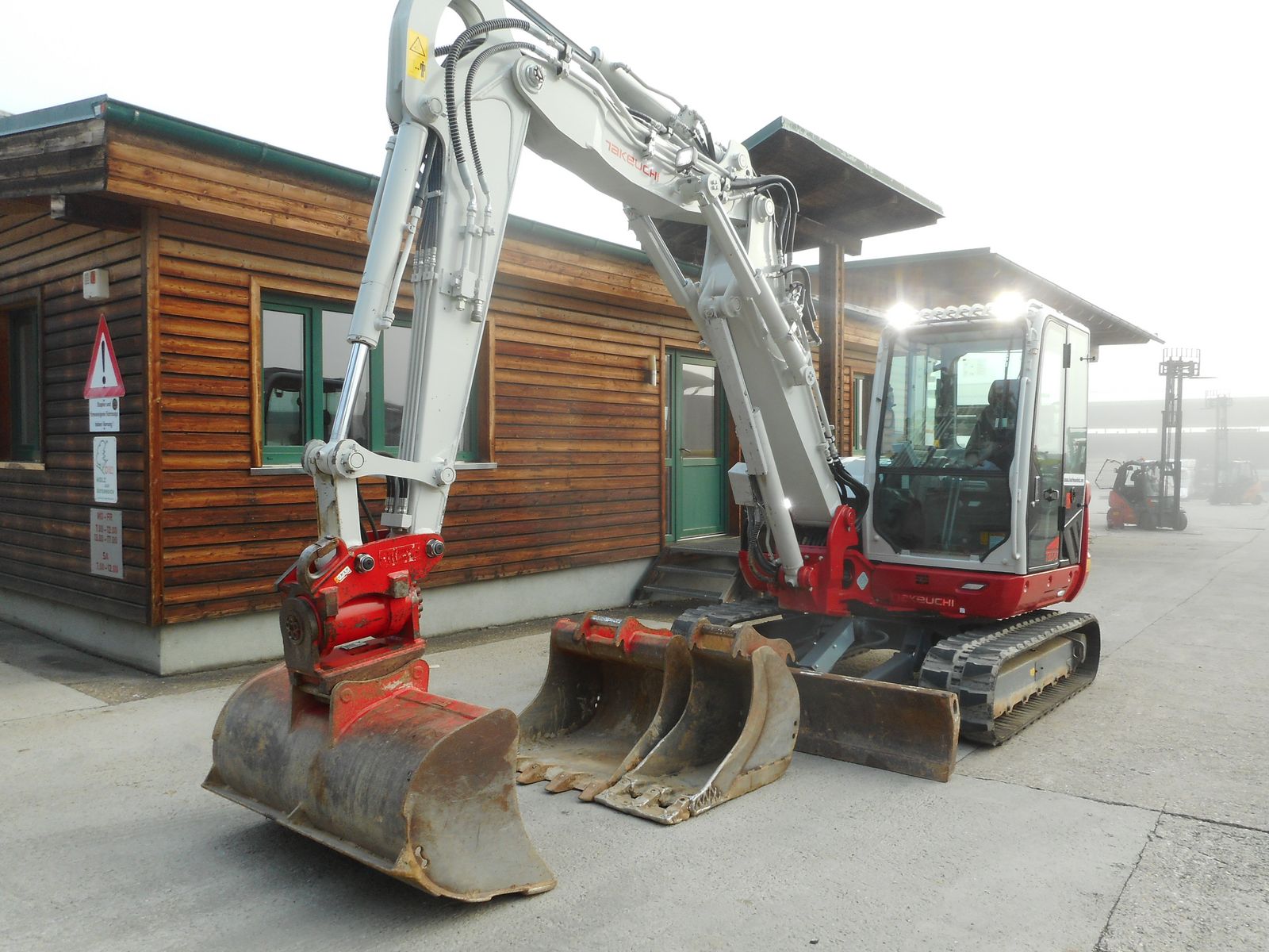Takeuchi TB 370 ( 6.710kg )  Vollausstattung und Neuzusta 2