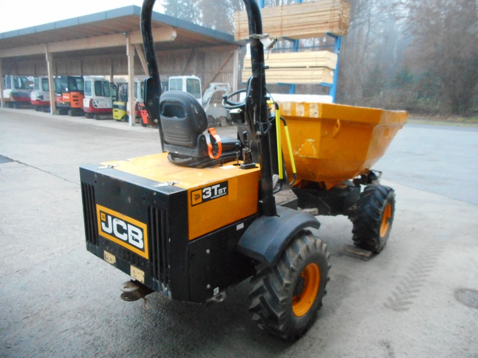 JCB 3 TST Diesel Allrad Dumper mit Drehmuld ( EG 2,4 3
