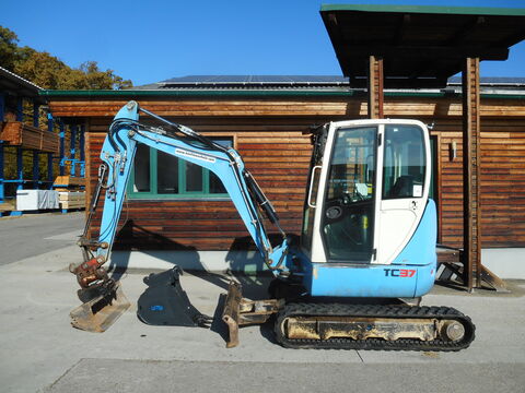 Terex TC 37 ( 3.650kg ) POWERTILT! neue Ketten!