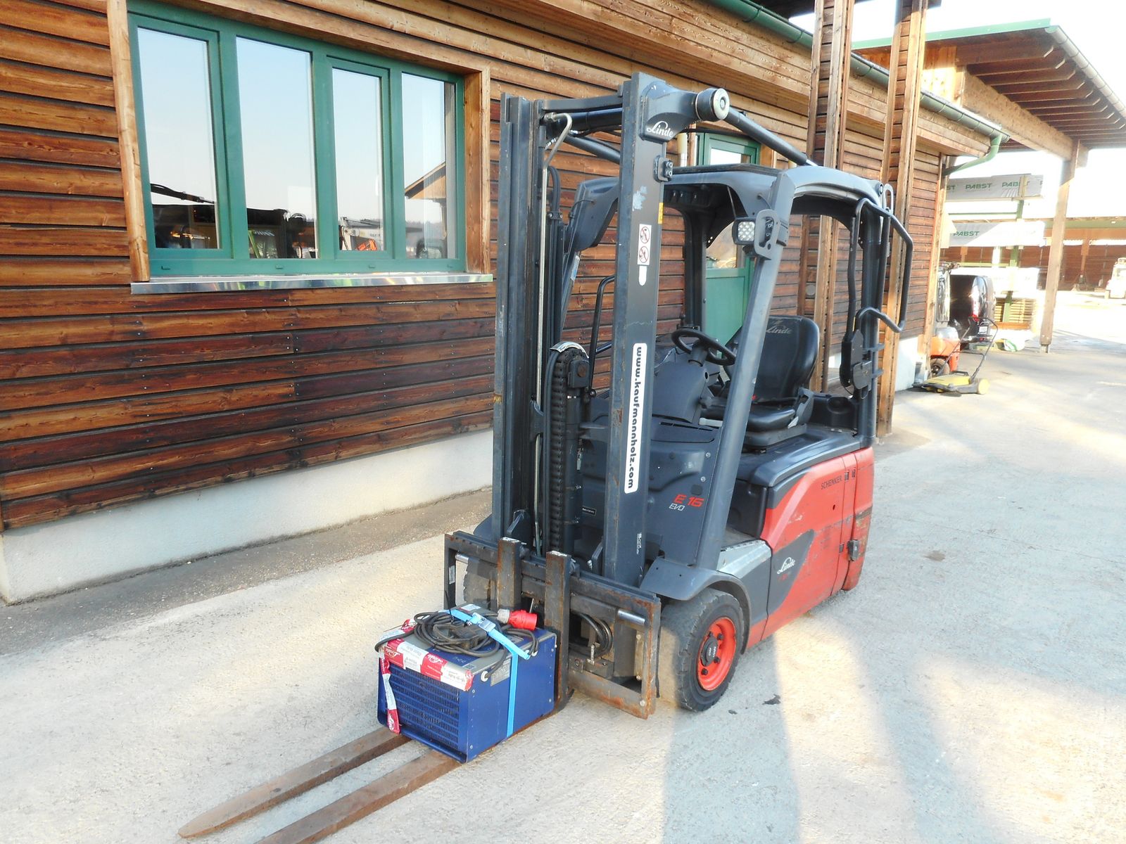 Linde E16-02 ( Freihubmast + SS ) BATTERIE 30/2021 !! 2