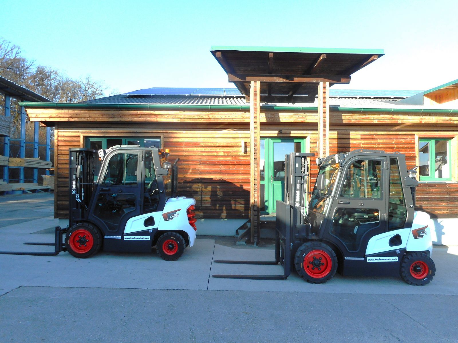 Bobcat D25NXP Triplex 4,7m + SS + 4. Kreis + Kabine 1