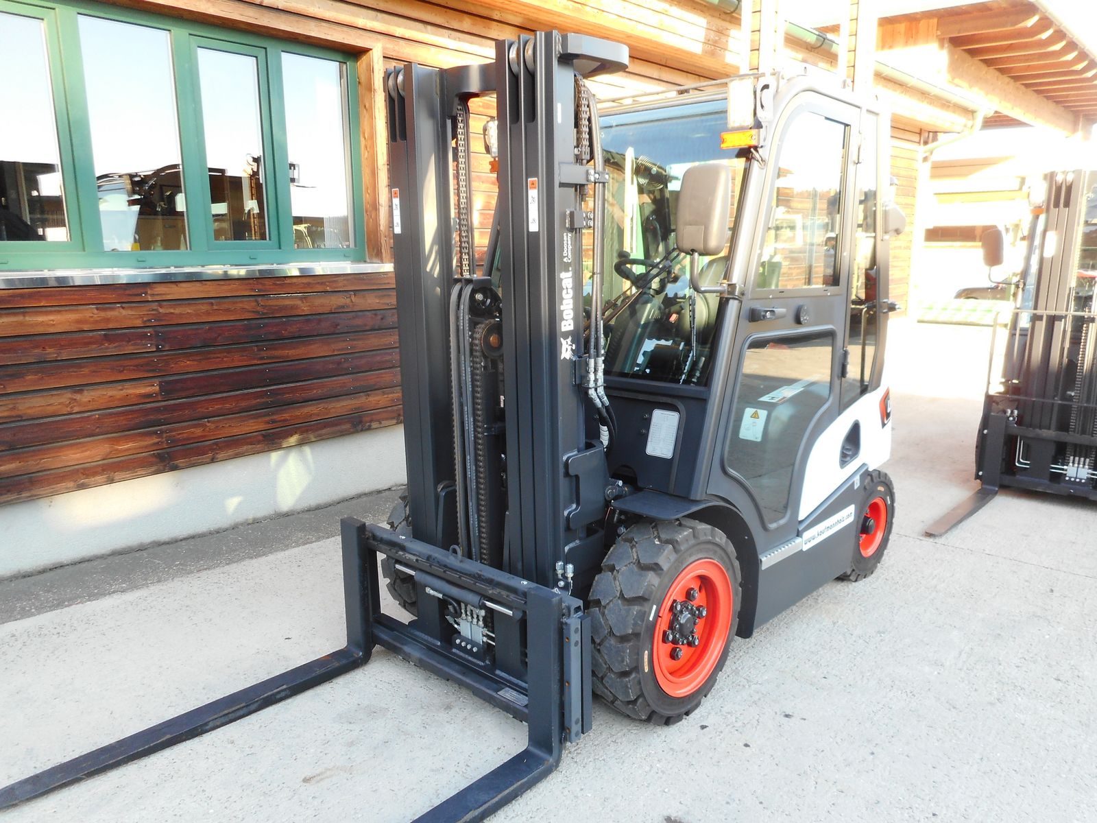 Bobcat D25NXP Triplex 4,7m + SS + 4. Kreis + Kabine 2