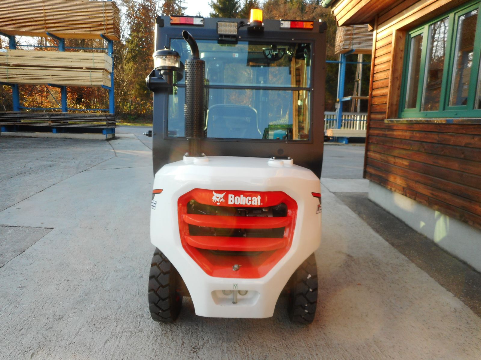Bobcat D25NXP Triplex 4,7m + SS + 4. Kreis + Kabine 3